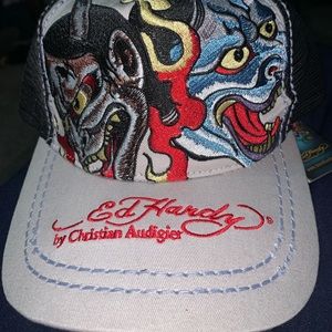 Ed hardy trucker hat